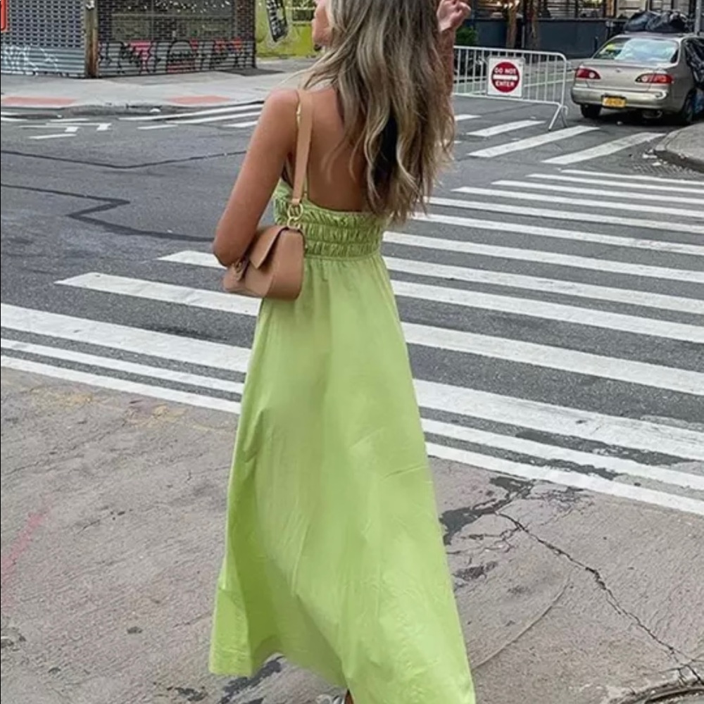 Maxi adjustable strap summer dress with side pockets. - Picture 7 of 7